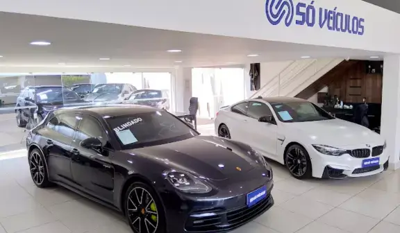 carros importados perto de mim
