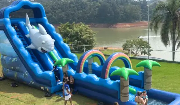 toboga inflavel com agua para locacao